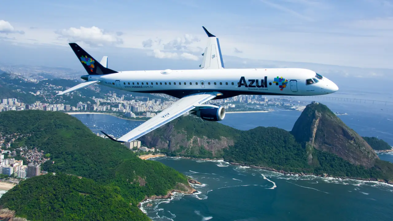 Avião da Azul linhas aéreas Rio de Janeiro Programa Voa Brasil