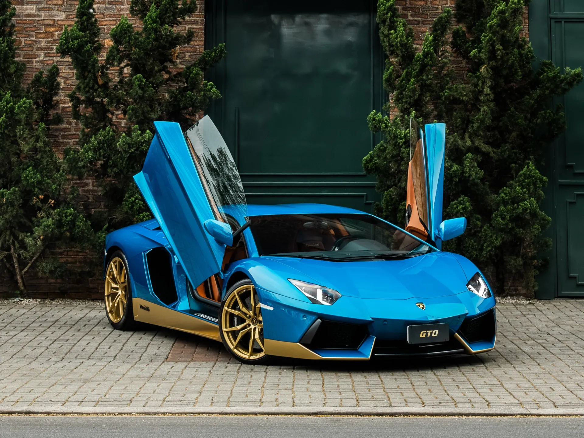 lamborghini-aventador