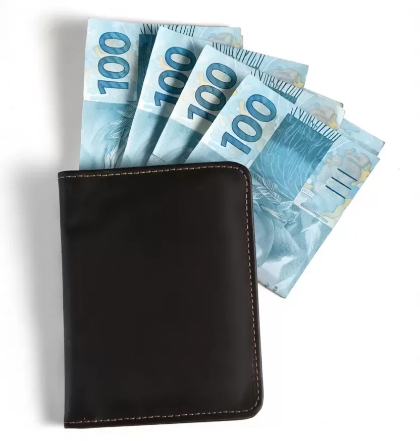 600 garantidos a aposentados endividados lei do minimo existencial